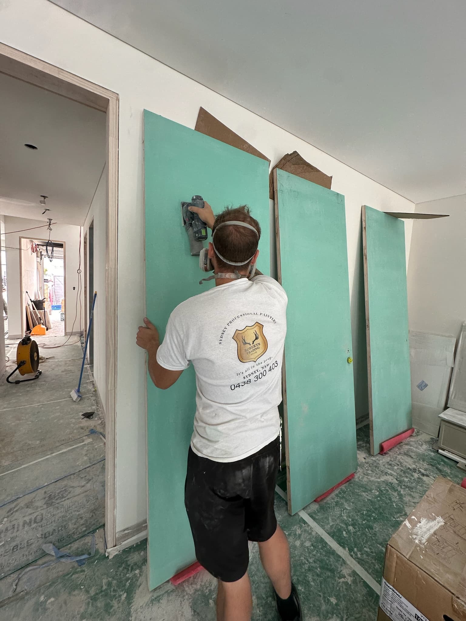 Freshly painted door and trims on a Dover Heights home near Rose Bay